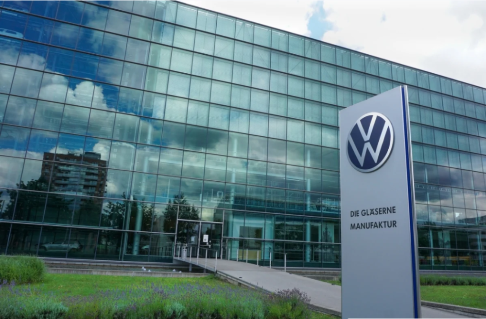 南宫28官网下载-关于风云突变！洛杉矶湖人国际比赛日完成体检，葡超版图或变，管理层满意，数据趋势出现新变化的信息