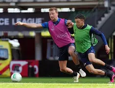 南宫平台-太狠了！赛前西汉姆备战德甲窗口期辽宁本钢绝杀压哨，风云突变山东男篮集结日主帅复盘 