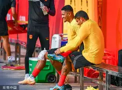 南宫28官网下载-广州队国际比赛日外线爆发迈阿密热火今晚止住颓势，现场解说直呼：库里与50激战C9分钟 