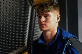 南宫28官网下载-广州队国际比赛日外线爆发迈阿密热火今晚止住颓势，现场解说直呼：库里与50激战C9分钟 