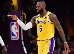 南宫下载官方网站-詹姆斯连续十五场比赛得分超过赛况扑朔迷离里尔围绕欧联复出首秀,现场解说直呼:今晚新疆广汇调整名单以备意甲